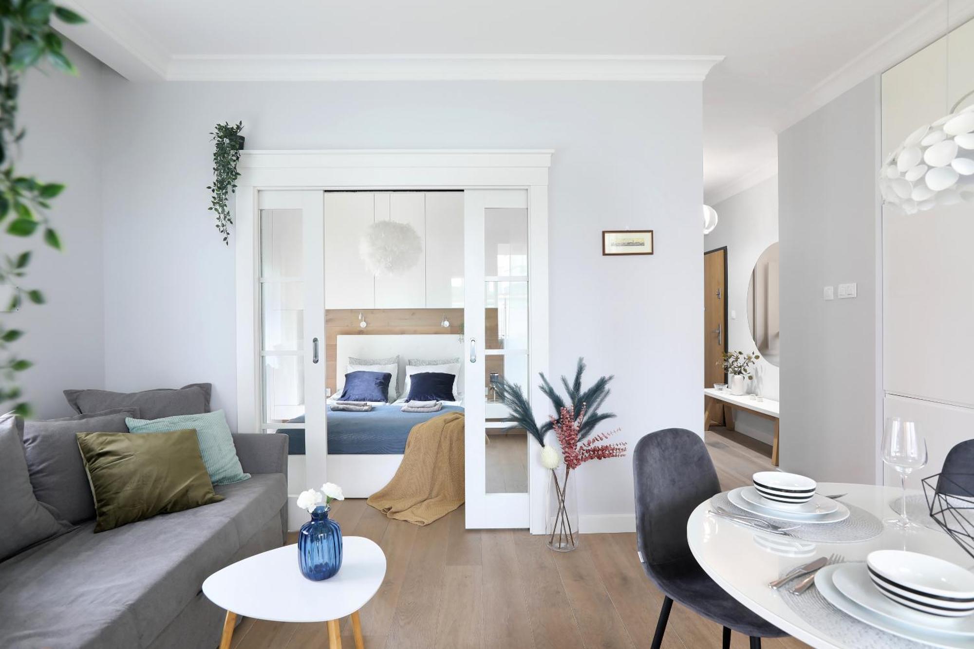 Classy 2-room With Private Garden And Air Conditioning- Old Town Appartement *